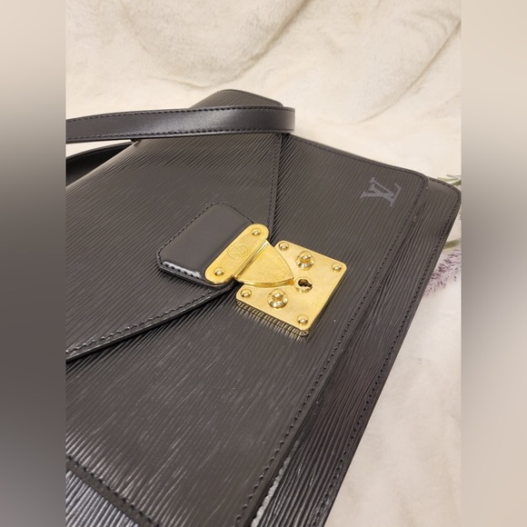 Louis Vuitton Monceau crossbody epi black gold hardware - Picture 12 of 16